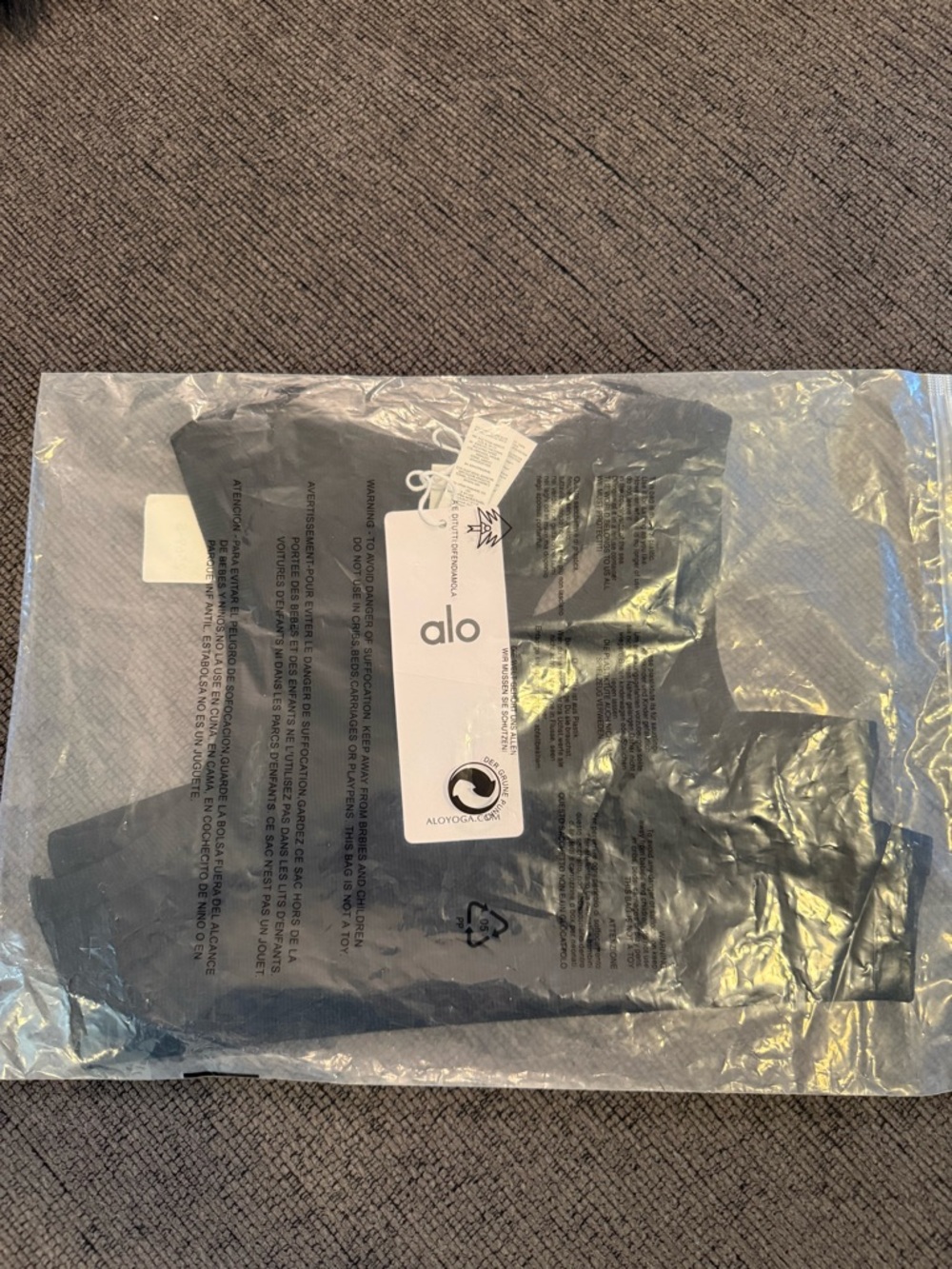 ALO Yoga Black Crop Tank Top with White Logo - Picture 5 of 5